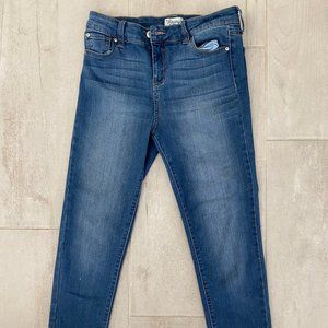 medium to dark wash skinny jeans - size 16